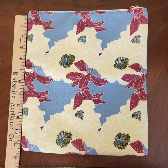 NWOT Rachel Pally Reversible Vegan Leather and Canvas Clutch in Bloom - Picture 9 of 12